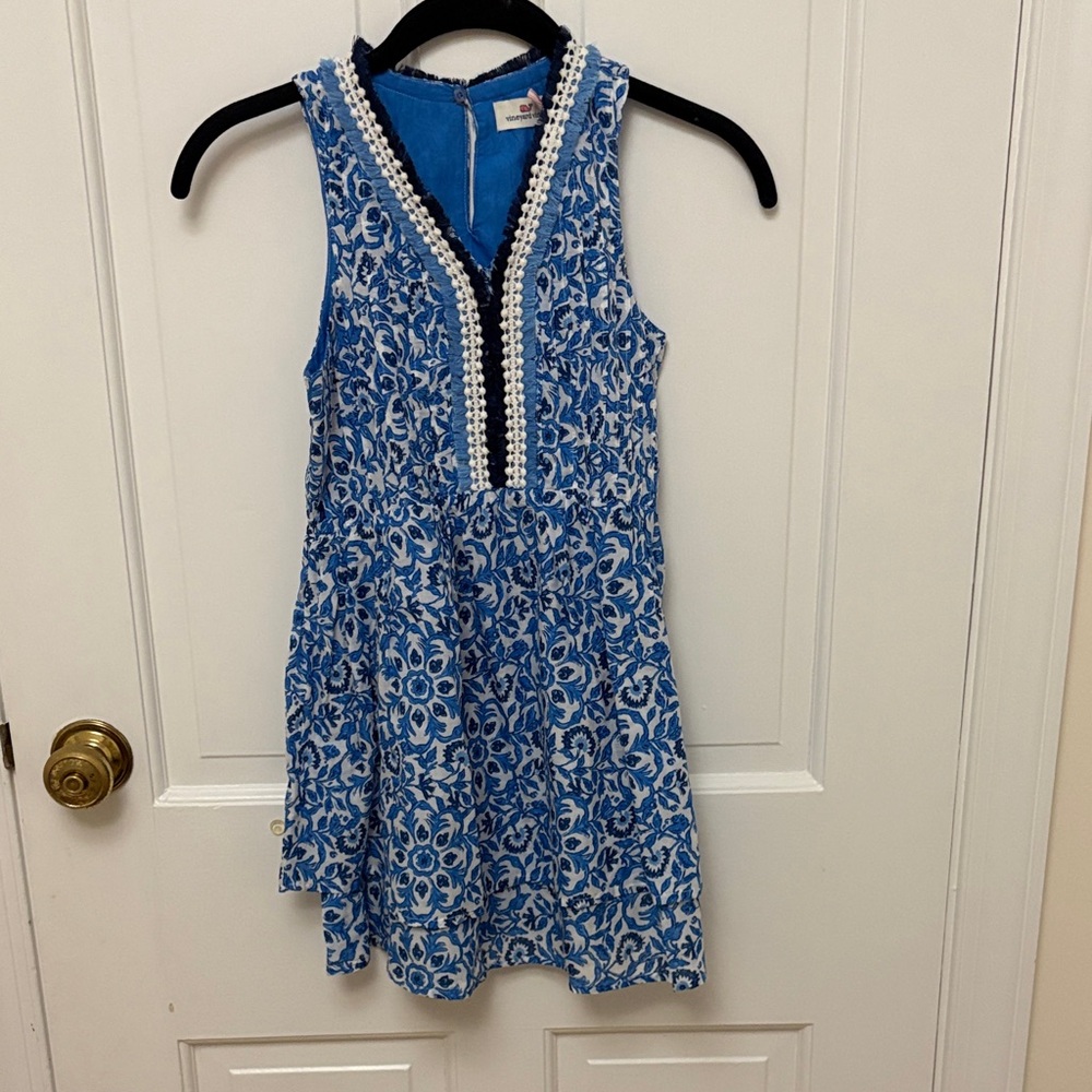 Vineyard Vines Girls Blue/white shift dress: Small, summer, resort